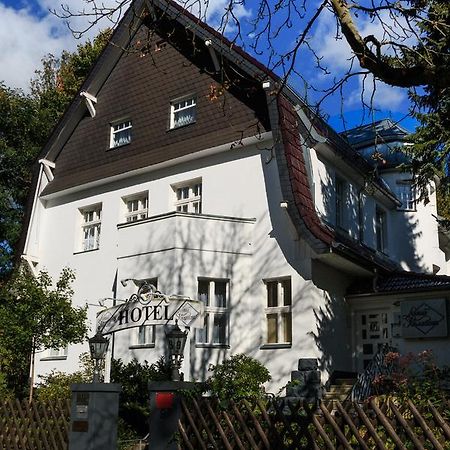 Hotel Landhaus Schlachtensee Берлин Экстерьер фото